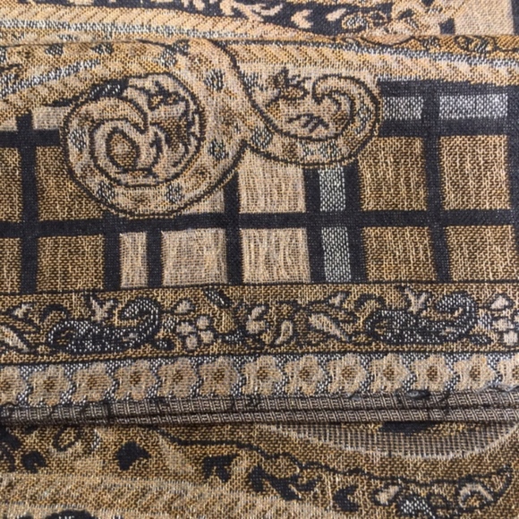 Scarf: Silk Feel Pashmina Type - Picture 3 of 8